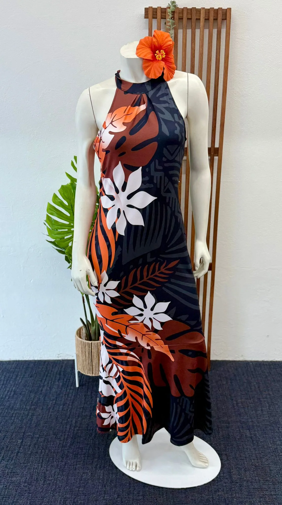 Rita’s Halter-Neck Dress