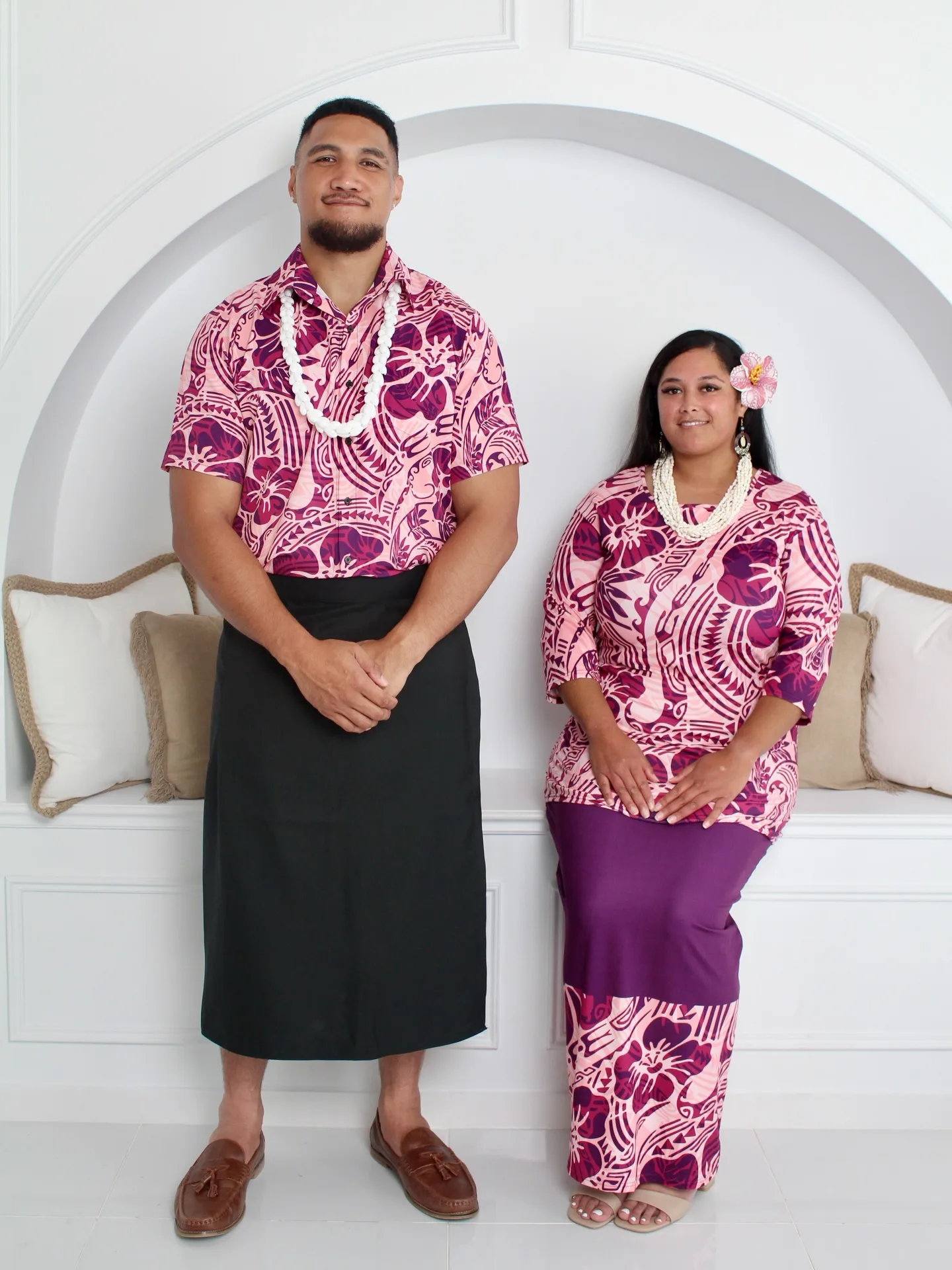 Pink 2-Piece Puletasi’s & Men’s Aloa