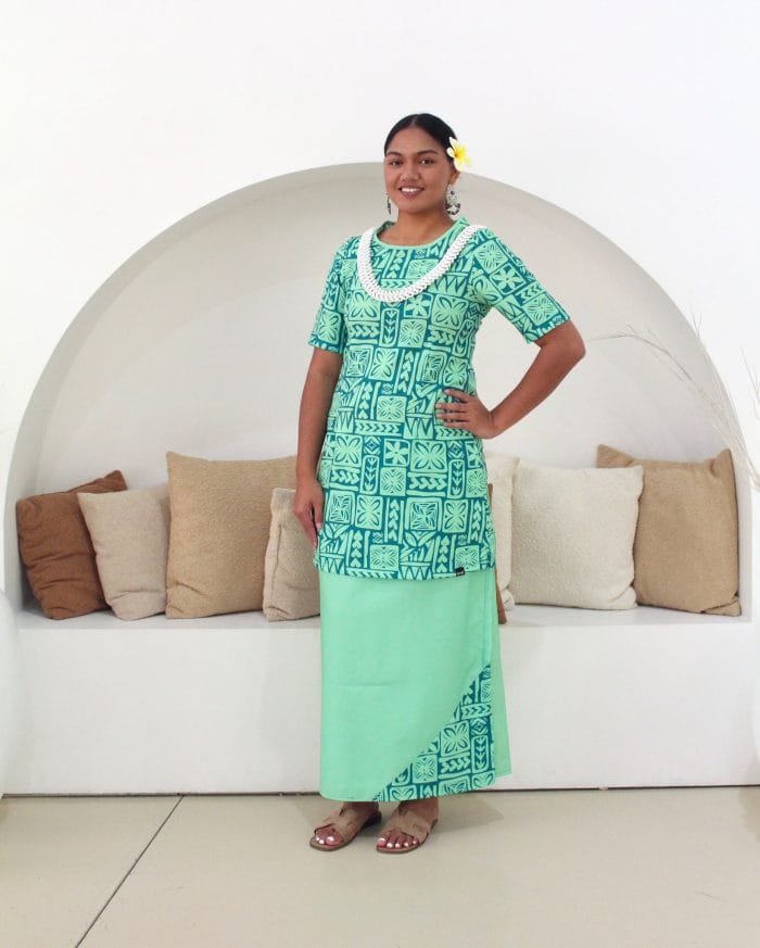 Green Ladies Puletasi